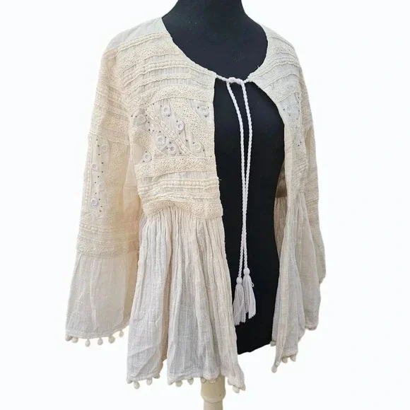 Embroidered Embellished Hippie BOHO Kimono Tie Front Prairie Shrug Cream Medium - Picture 2 of 13